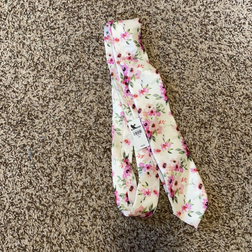 Express floral print silk tie NWT